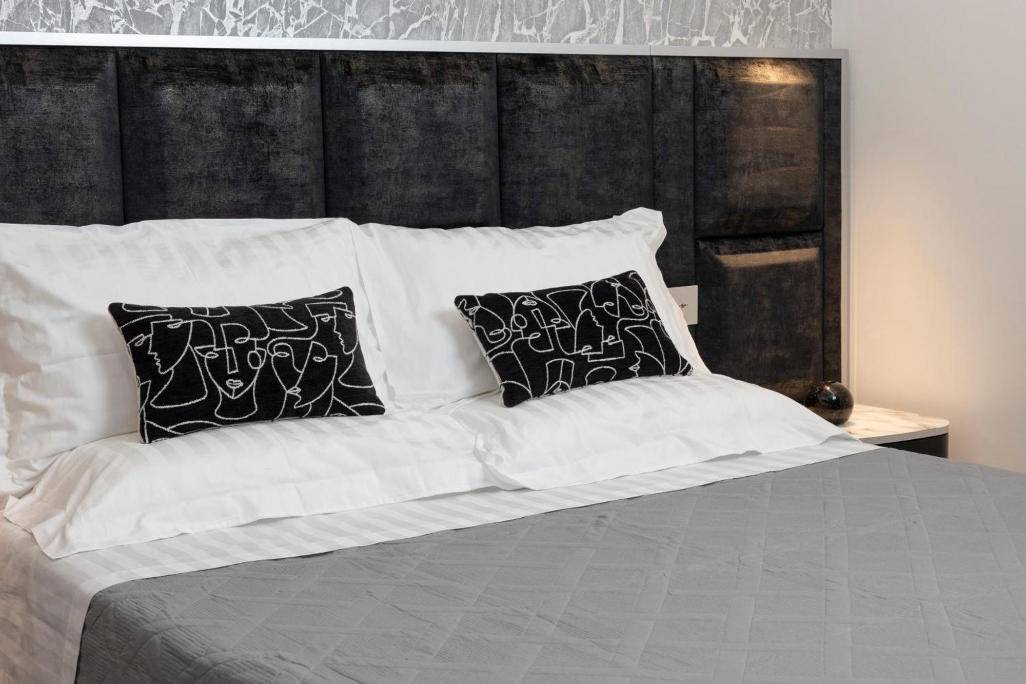 Suite17 - Luxury Guesthouse Giovinazzo Bagian luar foto