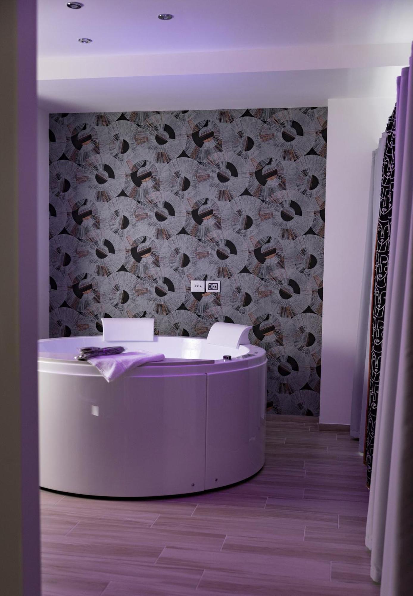 Suite17 - Luxury Guesthouse Giovinazzo Bagian luar foto